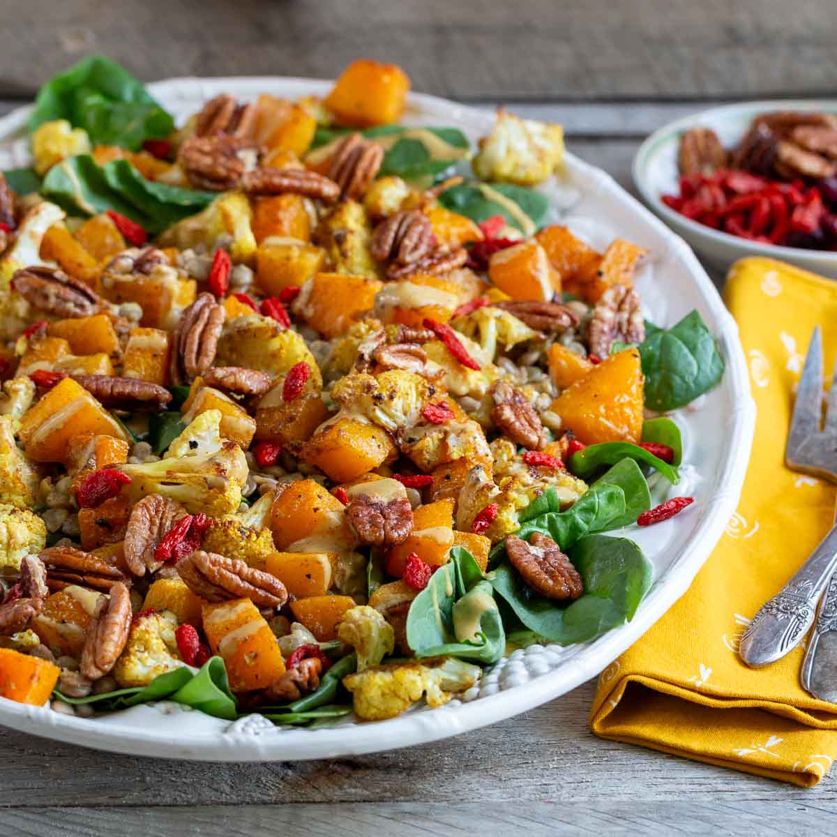 Curried Autumn Salad with Butternut Squash and Lentils with a Creamy Tahini Maple Dressing 
 🥗hwcmagazine.com/recipe/festive… 
Each bite of this fall salad is creamy, sweet, spicy, and savory with fun contrasting textures.
#salad #Autumn #Thanksgiving