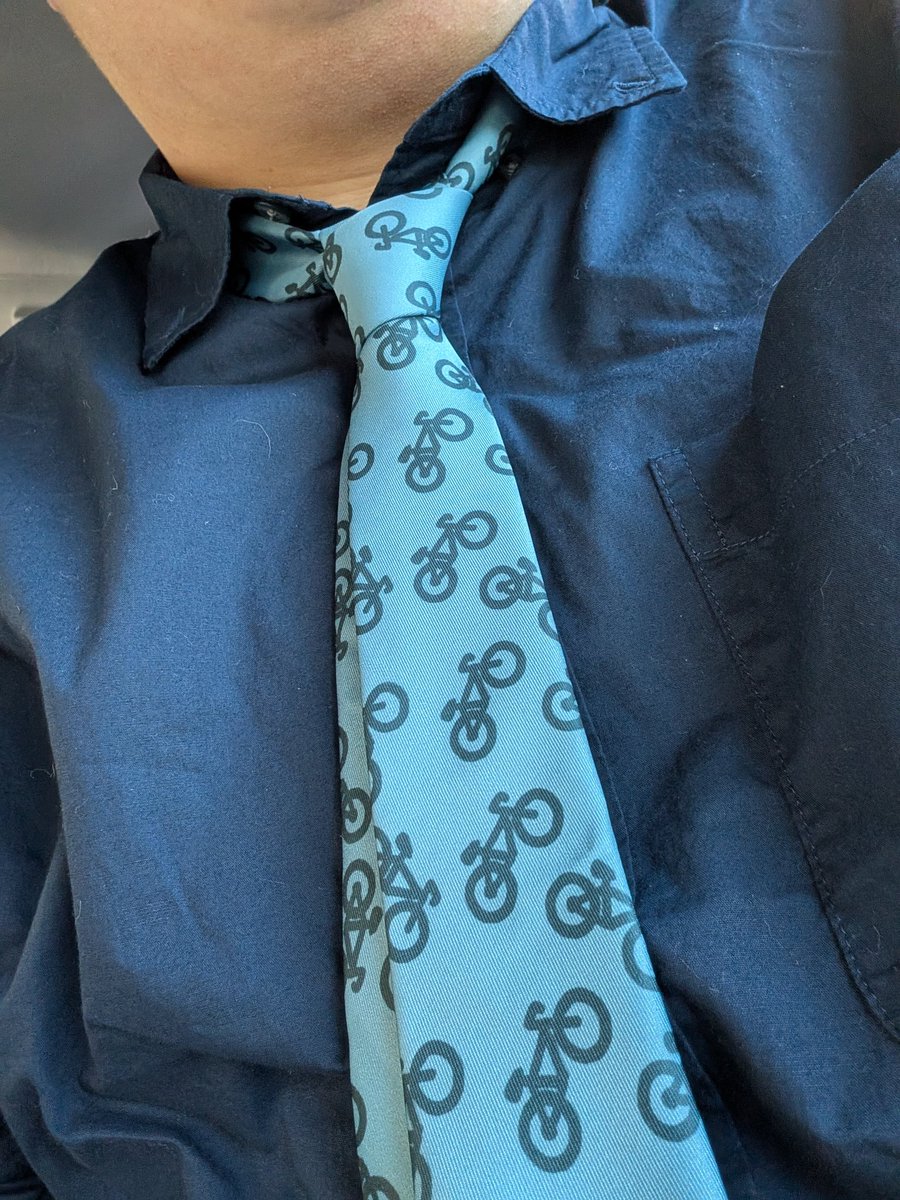 Whathekyle's tweet image. They didn&apos;t comment on the tie but I think I crushed it