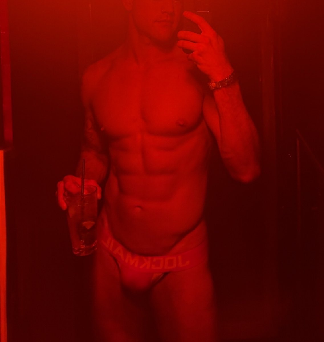 AJ (@placenta_cake) on Twitter photo 