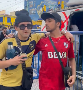 Cristoffede's tweet image. Quizás no es el momento, pero si no se habla, pasa de largo. Ayer cubrí la despedida de Russo, un evento al que habría calificarlo con un 10 por la organización. Pero es tremenda la antipatía que me generó cierta gente en busca de 5 segundos de fama. Desde cantar contra el rival,…