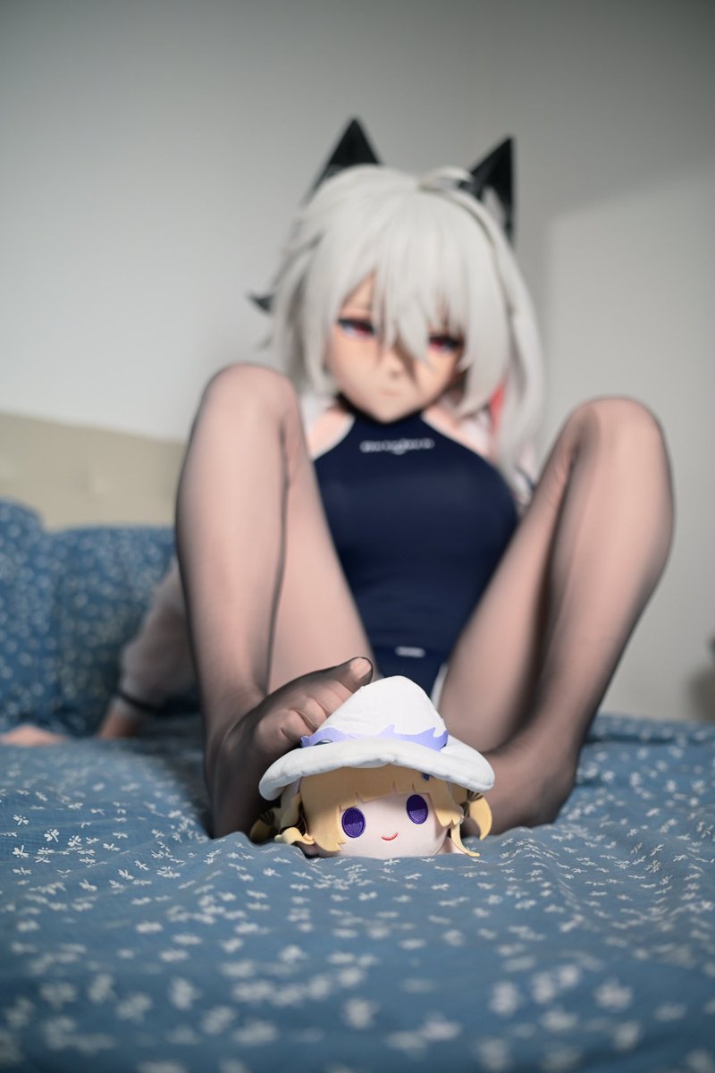 菲比就算成了大主教，不还是要给我打层数？嘿嘿嘿…小小菲比可爱捏…