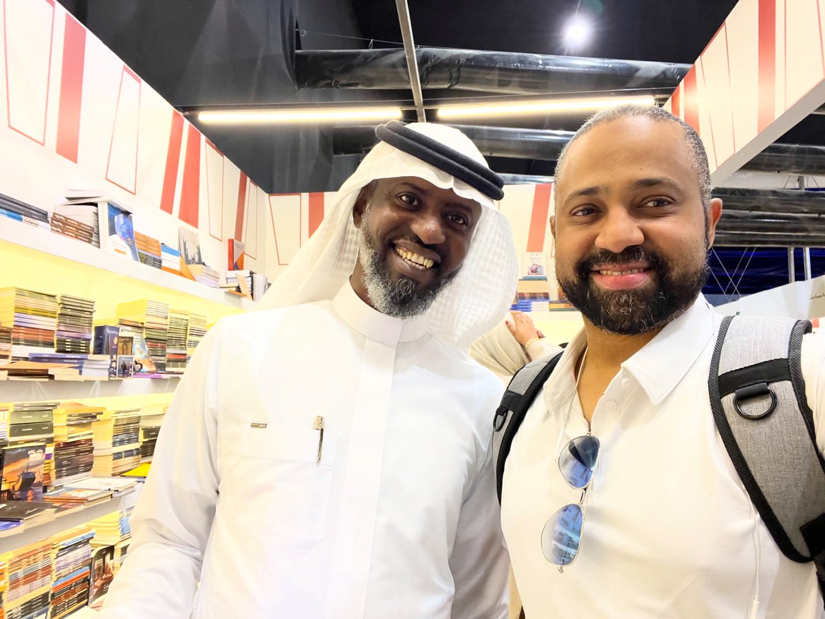 فرصة سعيدة جداً الالتقاء بالأستاذ <a href="/mlmrami12/">حسني مالك</a> في معرض الكتاب في الرياض