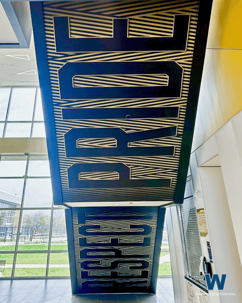 waterboy_tx's tweet image. There’s not a space we can’t deck out with your school’s values, pride, or branding. 

See more of what we can do on our website: waterboygraphics.com.

#WaterboyGraphics #SportsGraphics #PinkstonHS #PinkstonHighSchool