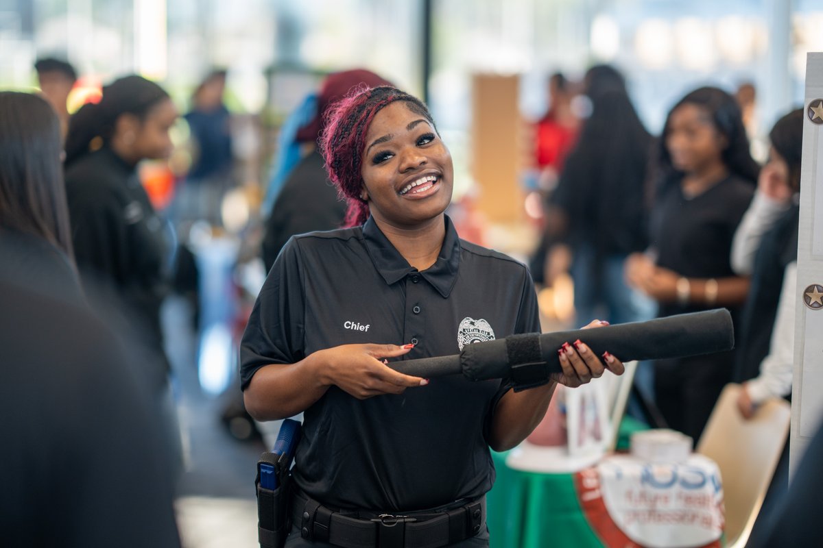 SpringISD's tweet image. Check out some of the best moments from the Spring ISD Career Destination! Students explored and discovered exciting future career pathways. Share these photos to celebrate the great things happening in Spring ISD! @SISD_CoA