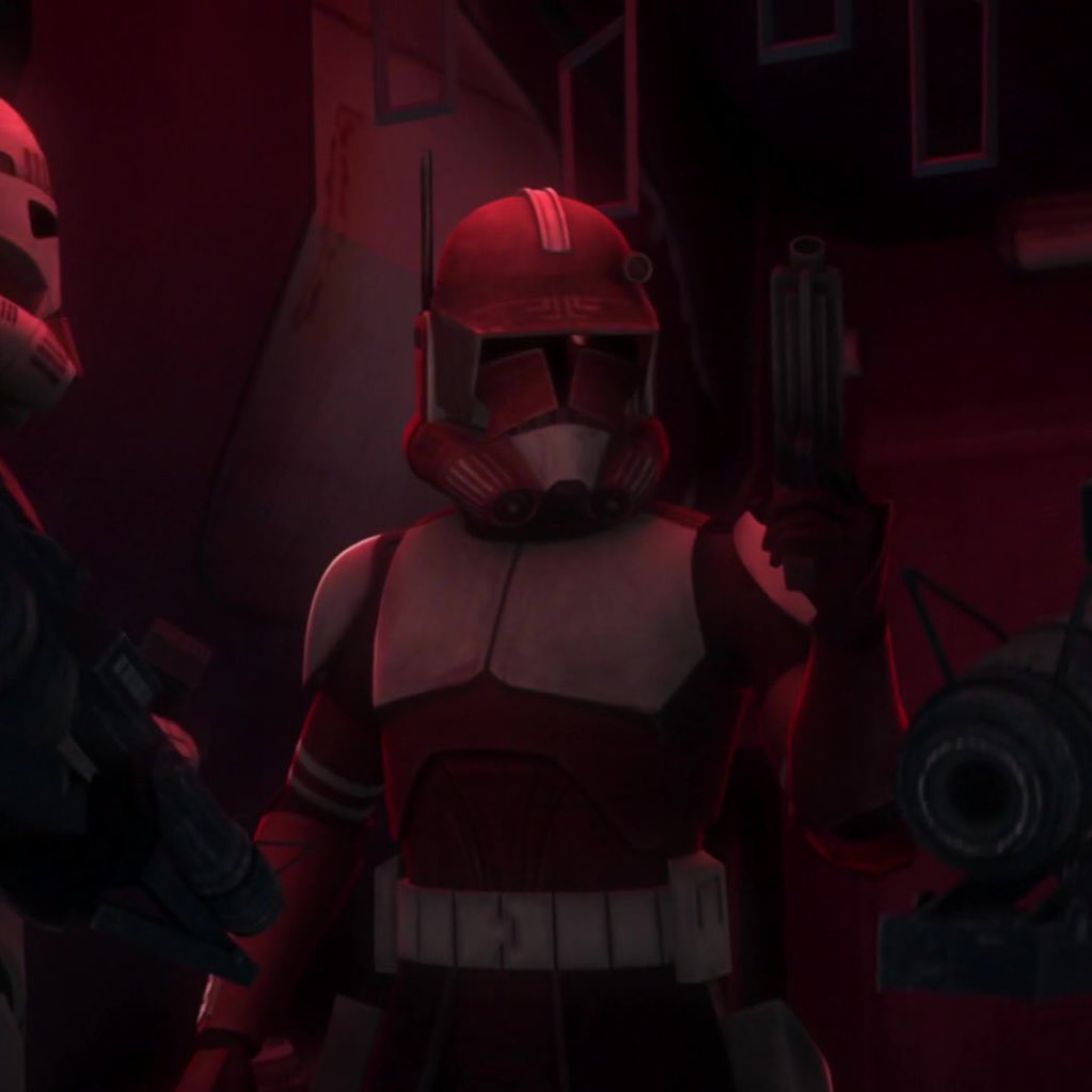 foxscyare's tweet image. GUYS ITS COMMANDER FOX DAY