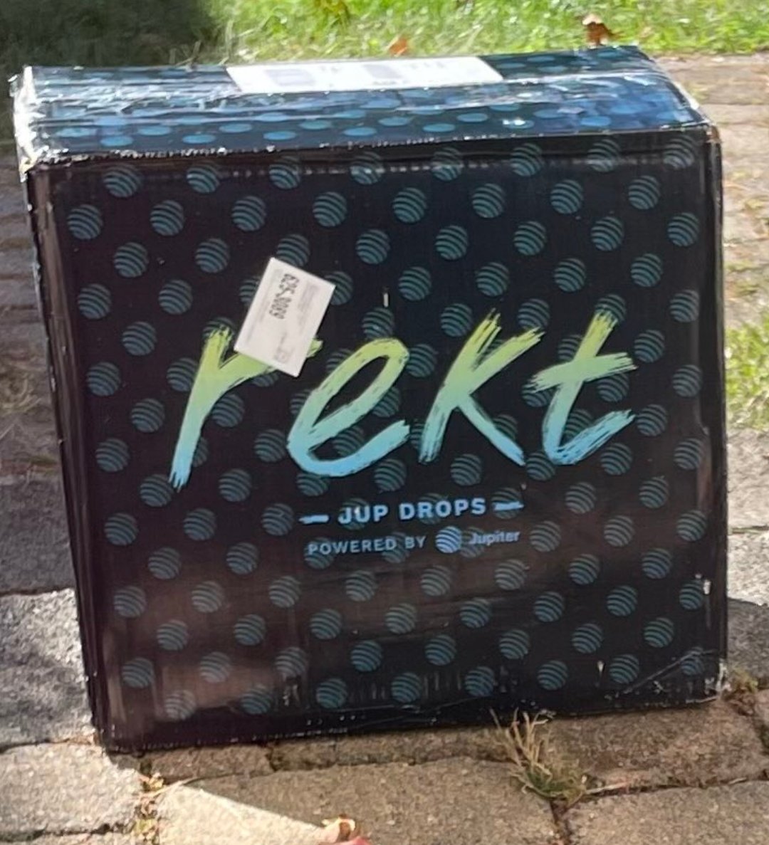 MChoirulA692's tweet image. Forgive me @osf_rekt I’ve emptied your stock.

@JupiterExchange take us to the moon.

$REKT WORLD DOMINATION