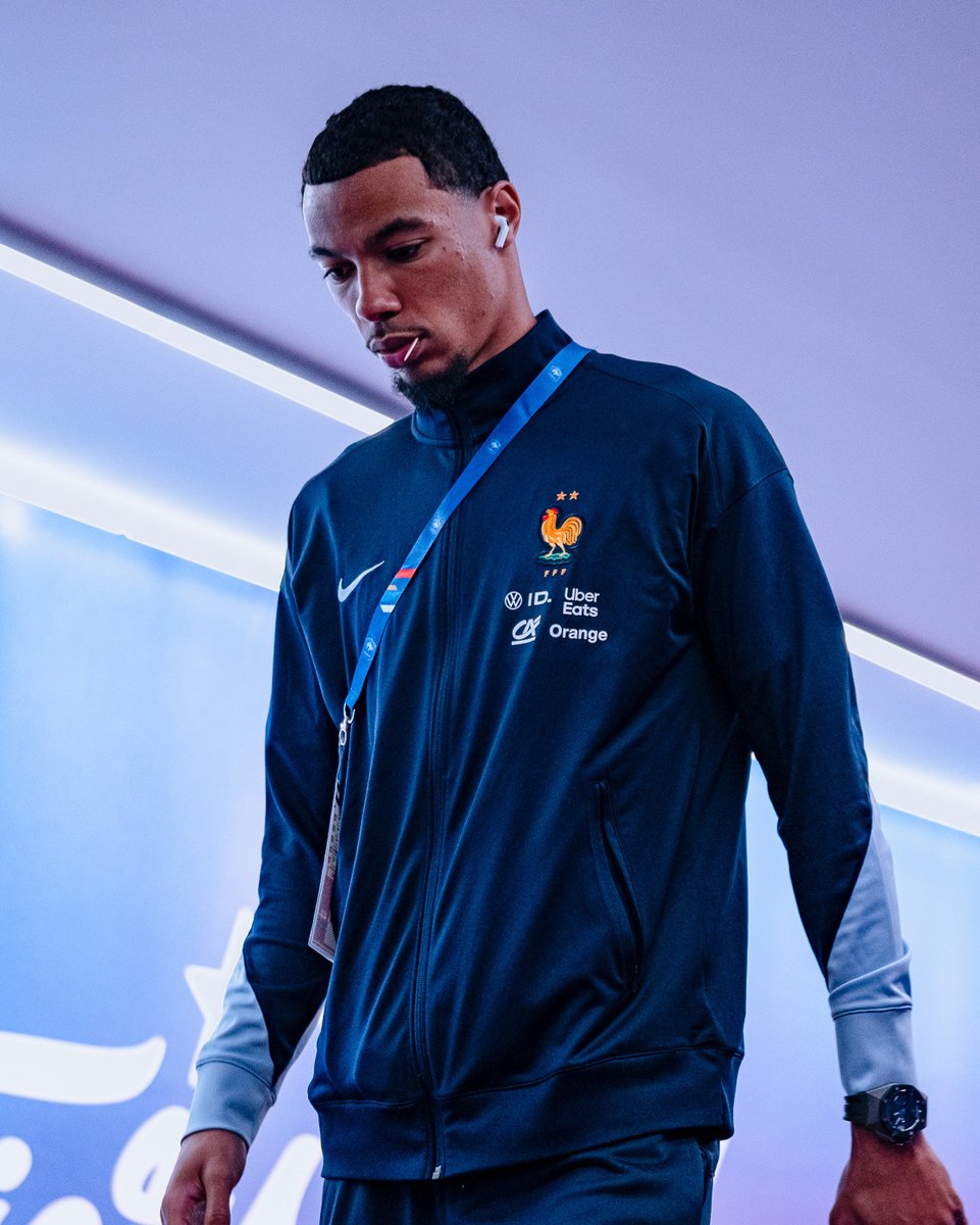 LFC's tweet image. Hugo set for his first @equipedefrance start this evening 👏🇫🇷
