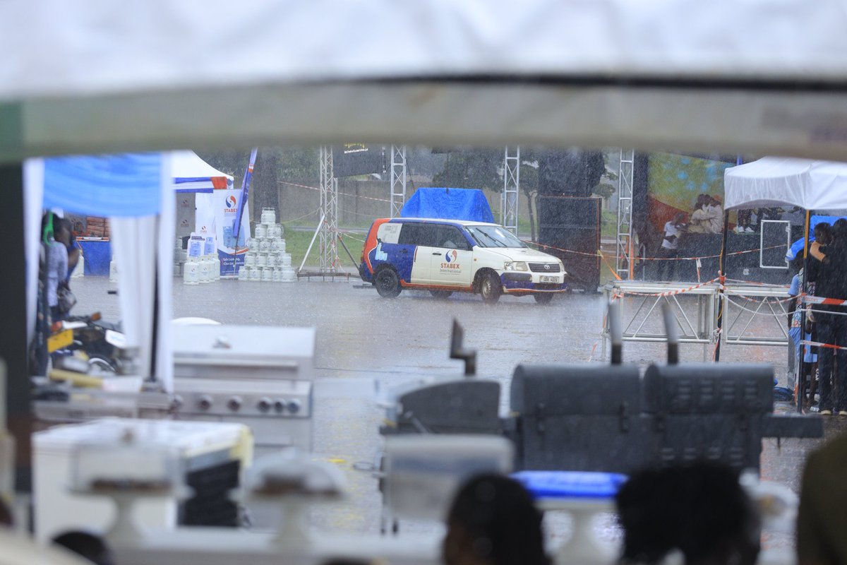 Even a heavy down pour couldn't stop the high vibes at the #GuluCityOktoberfest 
Catch all the vibes at Kaunda grounds Gulu city