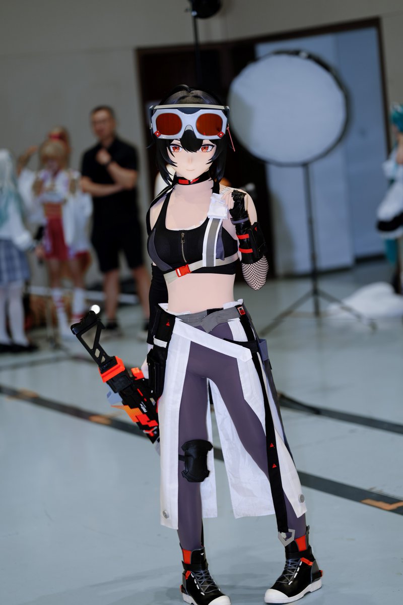 CGF day2 格莉丝🔧

感谢⬇️
📷 : <a href="/caicaidecai/">LuLu旳手磨咖啡</a> 
🎭 : <a href="/xi_qi24992/">安信黎·蕾琪</a> 
#kigurumi #ZenlessZoneZero #gracehoward