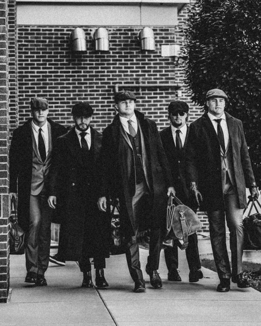 we got Batman on offense and the Gotham City Mob on defense.

we better win tomorrow man 😂