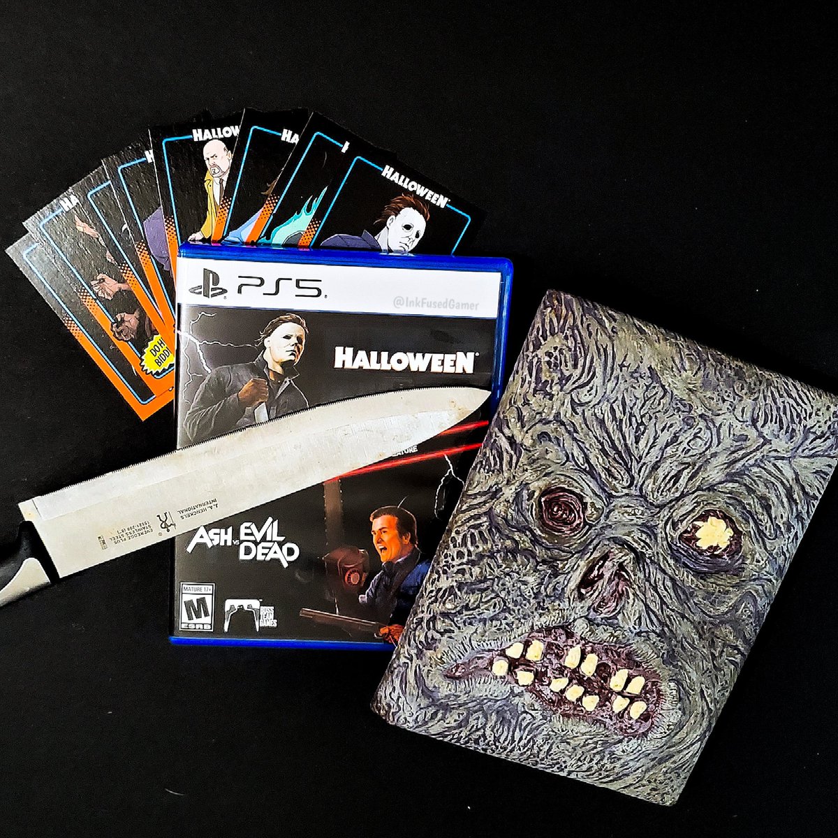 Next spooky game up in my list is <a href="/RetroRealmsGame/">RetroRealms</a> Halloween/Ash vs Evil Dead!

#EvilDead #ashvsevildead #brucecampbell #halloween #michaelmyers #Retrorealms #platformer #HorrorGames