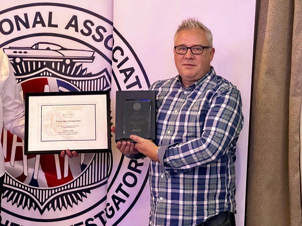 DatatagPLT's tweet image. This week @IAATIUK vehicle crime conference @forduk in recognition of the contribution to combating vehicle crime @DatatagID was honoured to receive the ‘Alan Taylor Technology Award’ for our police app #RAPID
The work doesn’t stop there though. New version coming later this year