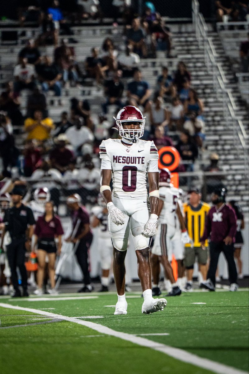 ReneeJo752483's tweet photo. #MyFavoriteOLB #StillStanding #ApplyingPressure #NeverGiveUp #USVSUS #GameDay #Homecoming #Week7 #SkeeterNation π¦ π€
Adversity is what makes you emotionally stronger! Work hard & Remain humble. https://t.co/DRFHYXgjPk
