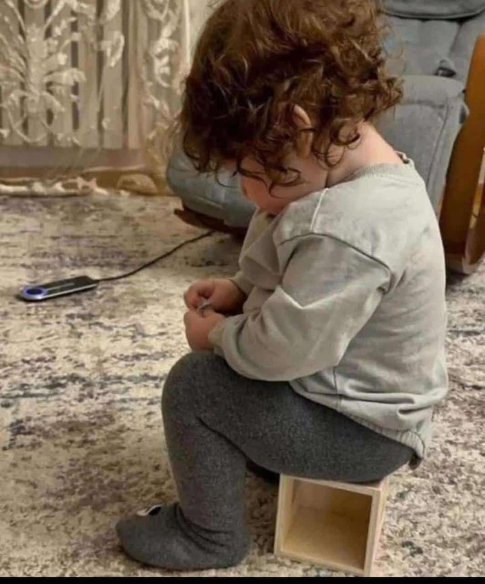 When Lyle Foster couldn't hit the right notes and was missing big chances, I looked at the bench and...💔

We honestly needed a Bradley Grobler type of finisher with his current confidence because the team was putting together some good passes to crack a very tough Zimbabwe