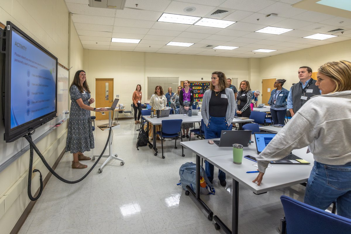 CharMeckSchools's tweet photo. CMS is embracing AI as a catalyst for learning—strengthening staff roles across academics, people, ops & engagement.
Huge thanks to our Technology team for leading the way with expert training!
#CMSAI #FutureReady #EdTech #ThankYouTechTeam #AIinEducation https://t.co/xEc61OK8n9