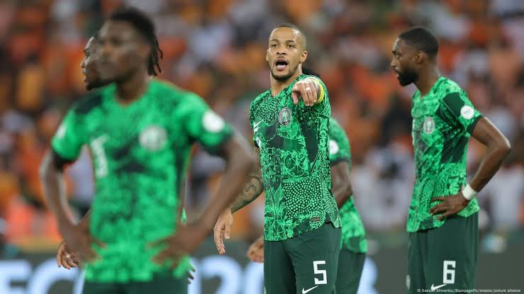 Orufuo's tweet image. #FIFAWC FOOTBALL GOD SMILES ON NIGERIA!

Nigeria win. South Africa draw. But Benin win. Still advantage South Africa who meet a deflated Rwanda next while Nigeria and Benin bloody themselves.  But much better chance for #SuperEagles now...

#Nigeria #SouthAfrica #Africa