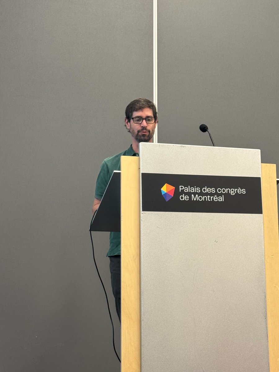 XllmReasonPlan's tweet image. #COLM2025 Prof. Mark Riedl presenting &quot;Reasoning, Explanation, and Human-Centered AI&quot;. @mark_riedl  Welcome back to the afternoon session!