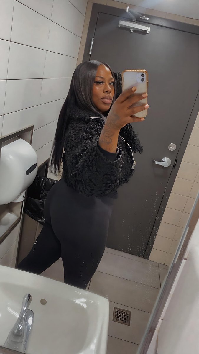 xPrettyAmazingg's tweet image. Oh nothing just remembering who tf I am😍😘 

#fypppppppppppppppppppppppppppppppppppppppppppppppppppppppppppppppppppppp #mombody #2monthspostpartum #newversion #loading #prayedup #beautiful