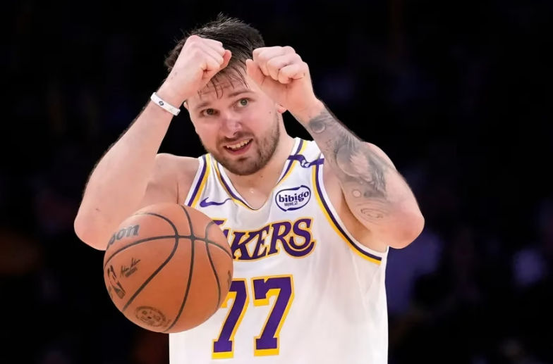 HarrisBarn69817's tweet photo. From a major trade to a max contract and EuroBasket, Luka Dončić’s 2025 has been epic—and he quietly topped NBA jersey sales too. The league has a new favorite! #Basketball #Luka #NBA https://t.co/4mXUMbJGLI