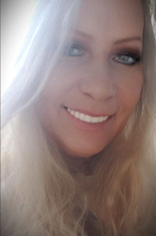 AxisAillc's tweet image. &quot;Guided by purpose and integrity, I lead with empathy and conviction. I believe in empowering others to see their potential, standing for what’s right, and defining success through impact, authenticity, and truth.&quot; - Jennifer Watts, Co-founder and CEO #meettheteam #AXISAI