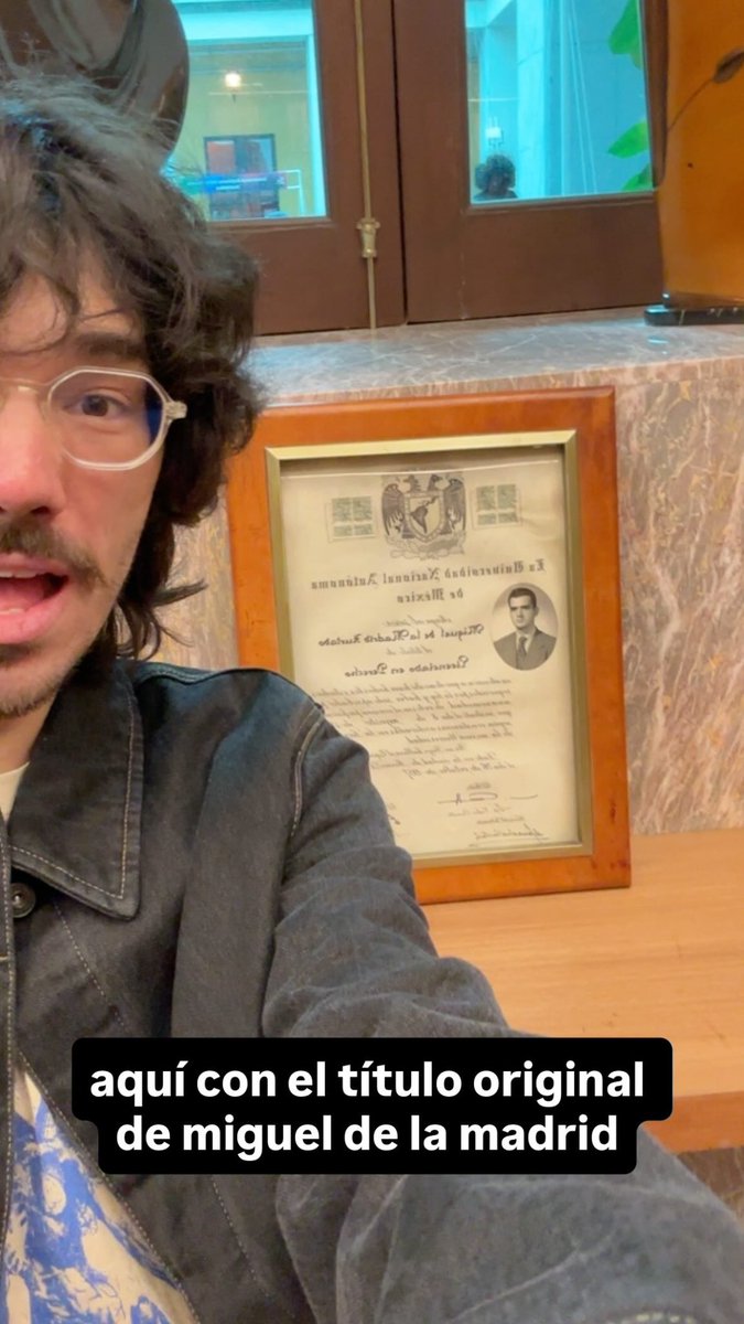 aquí en la biblioteca personal de miguel de la madrid y ustedes ???