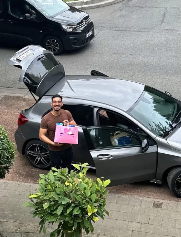 valenmineare's tweet image. las chicas lindas solo queremos una cosa