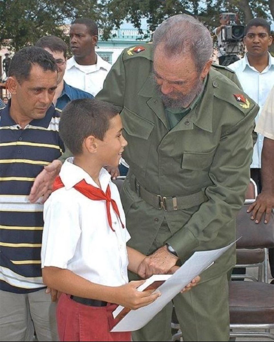 Continúa el Encuentro Continental de Solidaridad con Cuba. 

Conferencia Magistral: "Juventud cubana, continuidad y garantía de la Revolución".

- Elián González , Diputado en la Asamblea Nacional del Poder Popular de Cuba 
- Fernando González ,Héroe de  la República de Cuba.