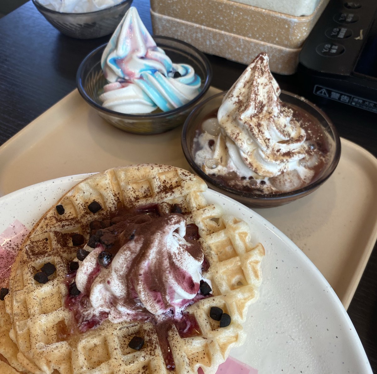 週3でしゃぶ🌱行ってしまってさすがにもうやめよと思ったのに神店員さんに通ってください待ってます❤️って言って貰えたのでお構い無しにいきます