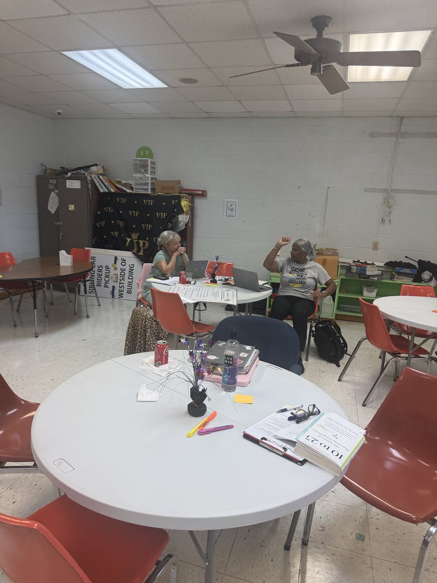 ⁦<a href="/brinkleyschools/">Brinkley Tigers</a>⁩ Instructional Leadership Teams &amp; Teacher Teams planning for next steps to support &amp; monitor an increase in student discourse &amp; student ownership! Together, building educator excellence to give all students the opportunity to be successful! ⭐️#NIETteach