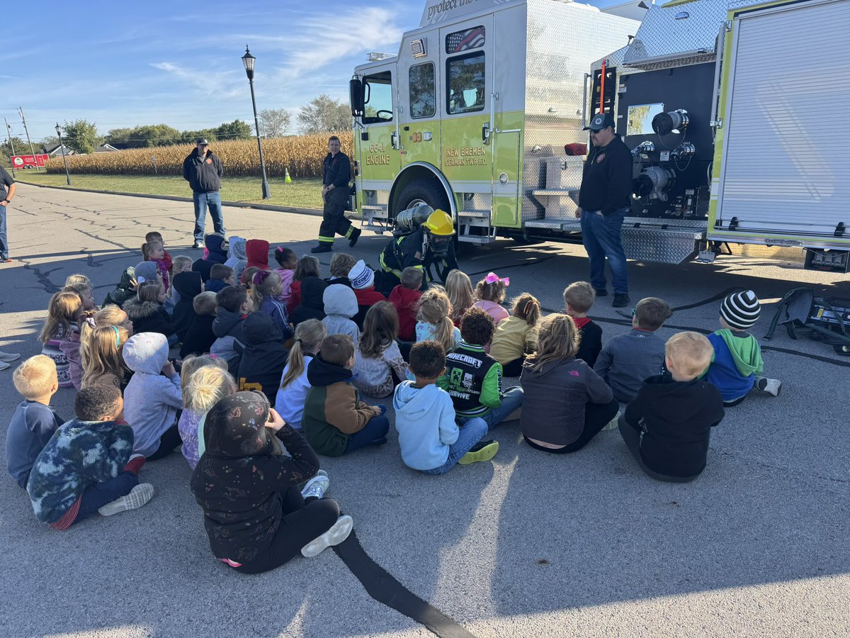 newbremen_esms's tweet photo. Thank you to the New Bremen Fire Department for teaching us about fire prevention! Kindergarten students enjoyed learning about the fire truck up close! #NBdifference https://t.co/wPfT6dcmKF