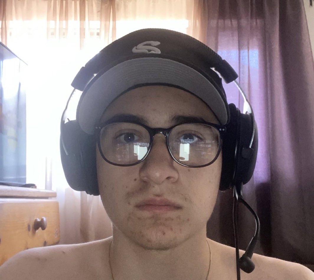 David Negative (<a href="/KDfor2/">♡</a>) is rumored to play the main love interest in The Dink Movie.