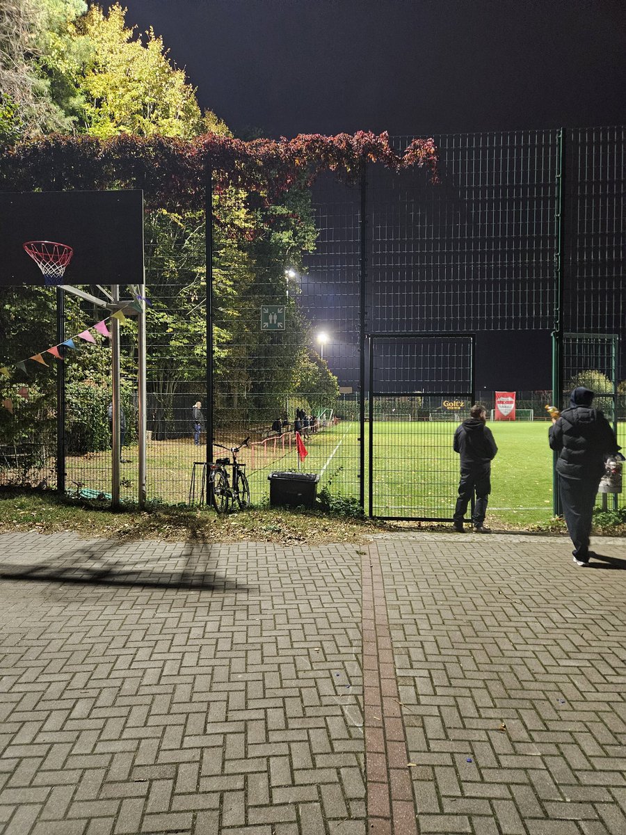 Fliegt Mattuschkas Truppe halt nächste Runde ausm Berlin-Pokal....