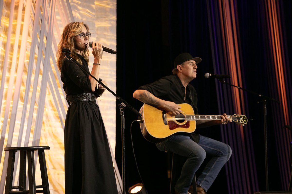 CREW_Network's tweet image. We knew day 2 of the #crewconvention would be hard to beat—but wow did our speakers, partners, and participants deliver. #crewomen #businessnetworking #leadershipdevelopment