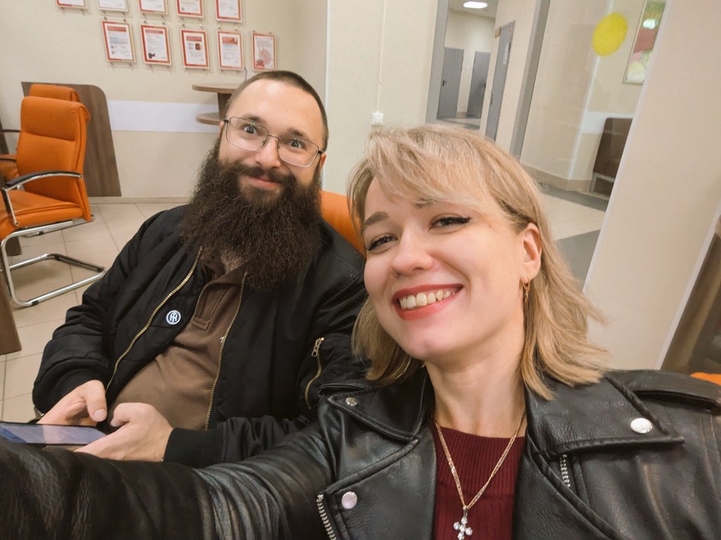 Банши орет, потому что просто заебалась tweet media