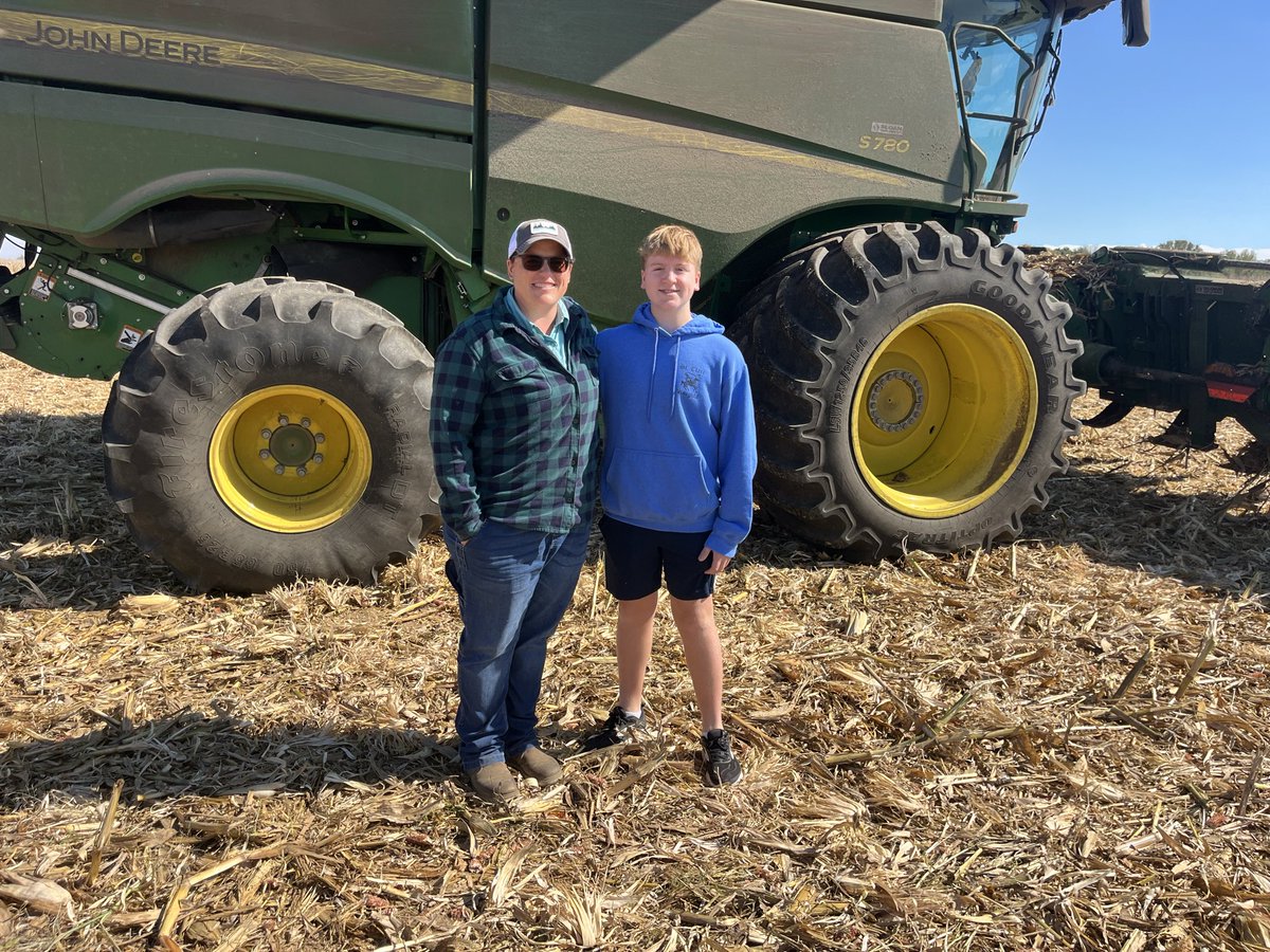 Nephew came to visit me in the field ♥️