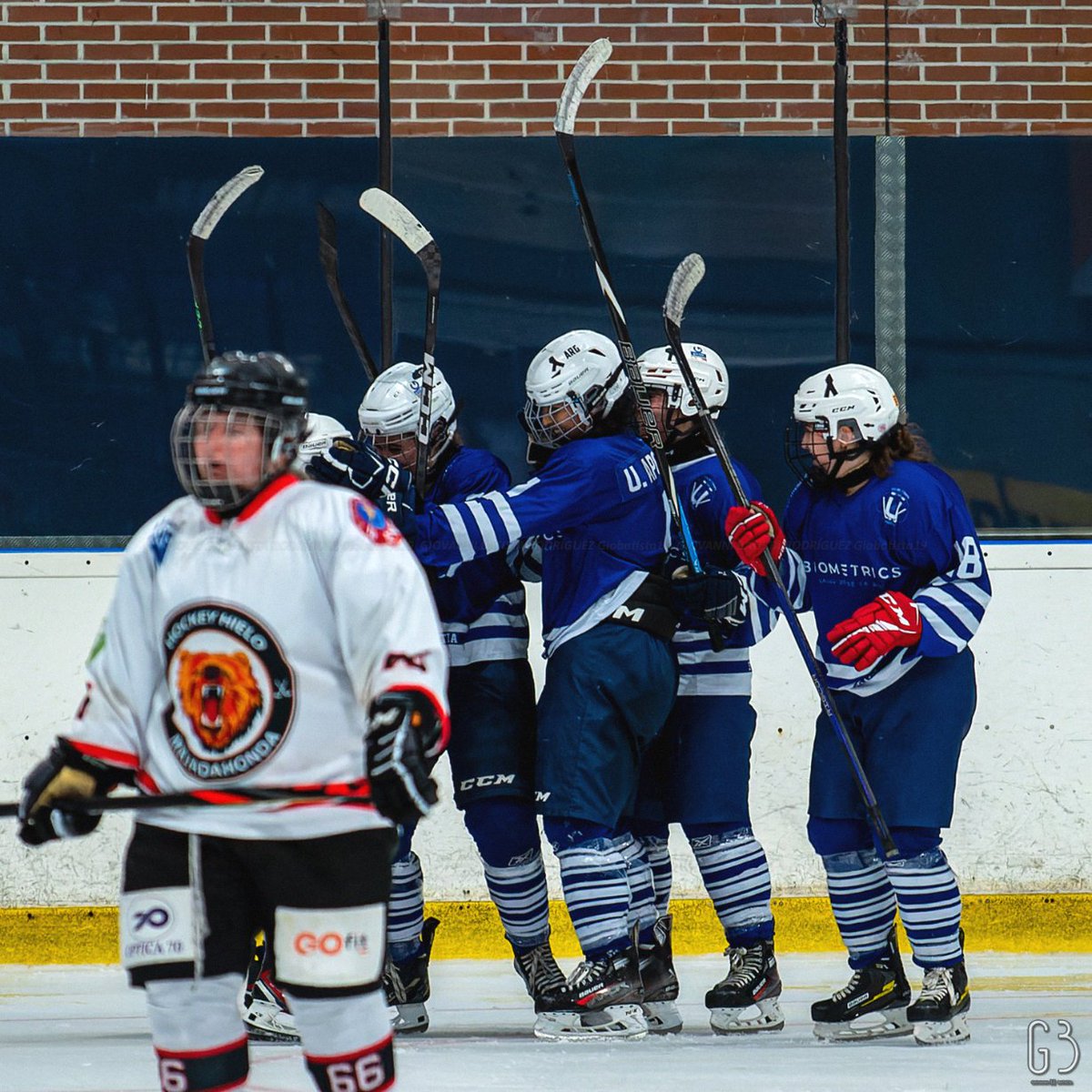 🏒📸 FOTOGALERÍA | <a href="/ChhTxuri/">CHH Txuri Urdin IHT</a>  -<a href="/HOCKEY_MAJADAHO/">HOCKEY_MAJADAHONDA</a> 

🗓️ (05/10/25) J2 #LigaIberdrolaHockeyHielo

🔗: photos.app.goo.gl/ZWEApsHEDWmsEc…

#HockeyHielo I #TxuriUrdin I #shmajadahonda I #HockeyHieloESP I #LNHH