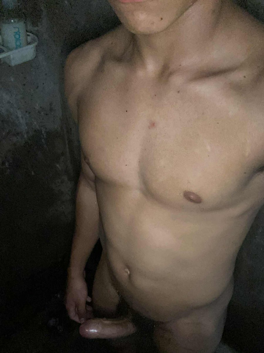 sebas791829's tweet photo. @gay_brother27 @alex96128 @EggBronwns @Edwin28637905 @Malvado1050892 @Arg_gay2 @CortosgayX @guilhrmeoficial @boytattook @novinhoshetero https://t.co/c0Io8s7rSu