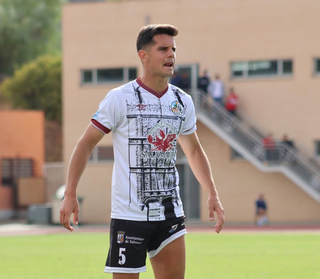 javimuruaa tweet media