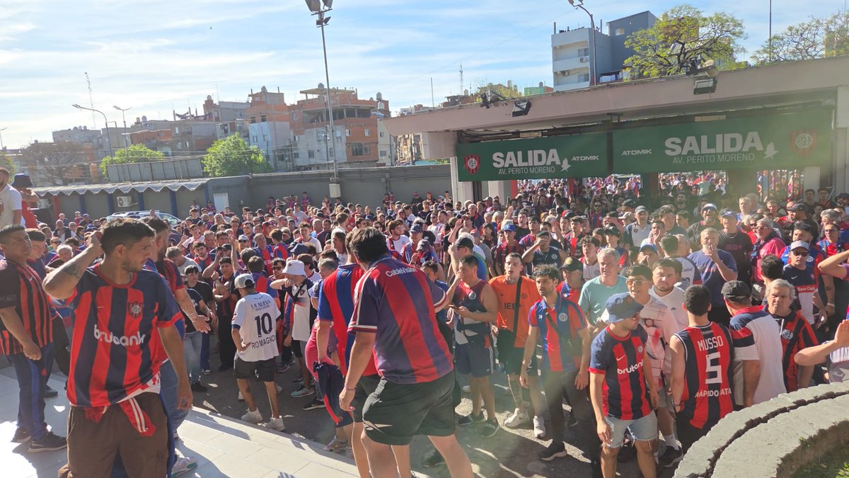 Dirigentes, dirigentes, si no llaman a elecciones, qué quilombo se va a armar. #SanLorenzo