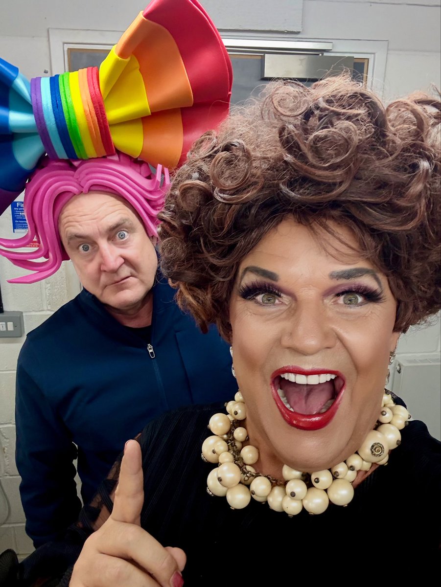 Dolly Diamond tweet media