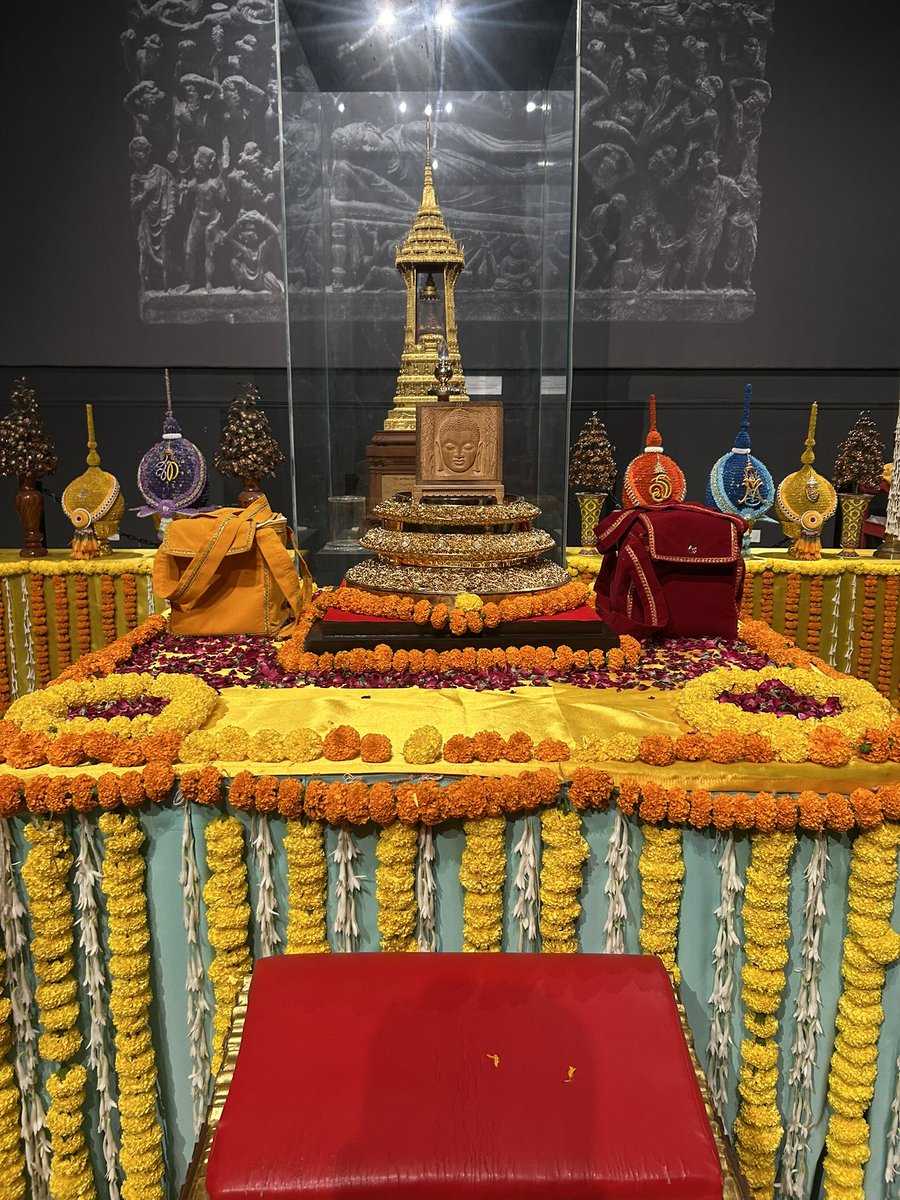 IbcWorldOrg's tweet image. With Chanting and prayers carried out by monks organised by #IBC and with DG @NMnewdelhi in the lead, Buddha’s Holy #Piprahwa Relics on their way with great reverence escorted with full religious sanctity and protocol to #Kalmykia.
