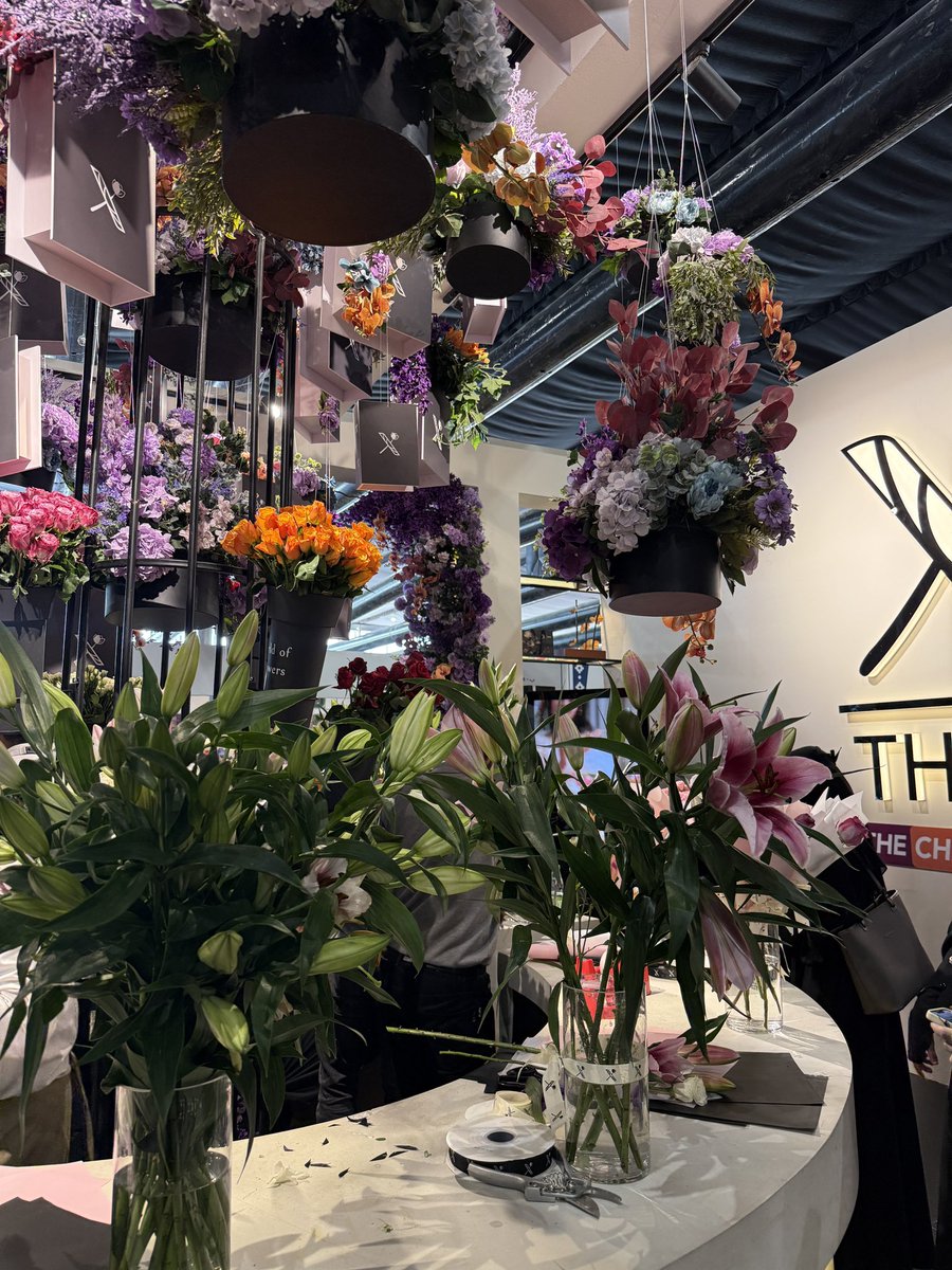 𝑅𝑒𝑦 tweet media