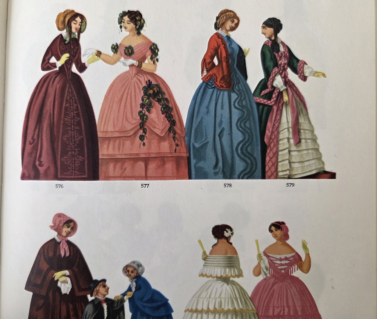 brunchproblems's tweet image. Someone trying to ruin my productivity left a 60 year old book about historical costume design in our building lobby.