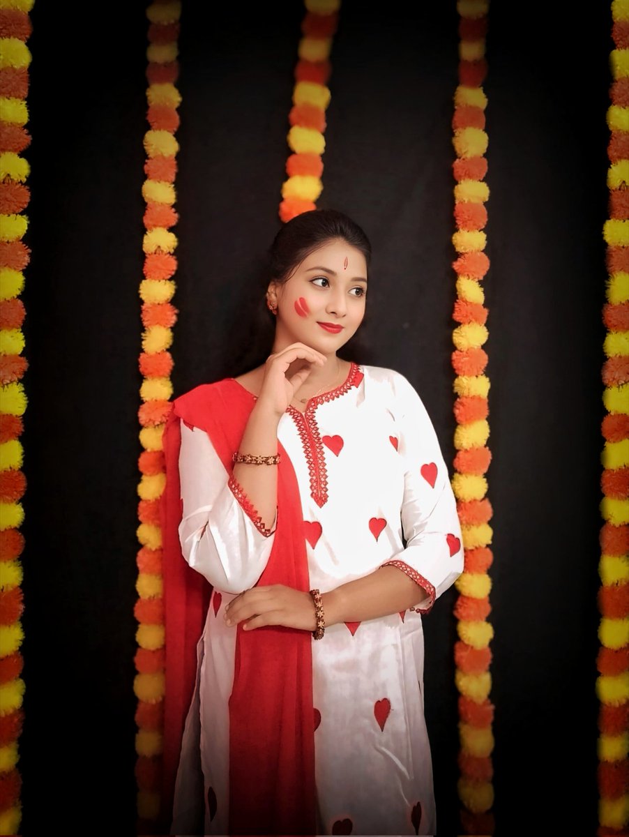 kusumika_karak's tweet image. Bijaya Dashami❤️🤍
#Durgapuja2025 #Dussehra