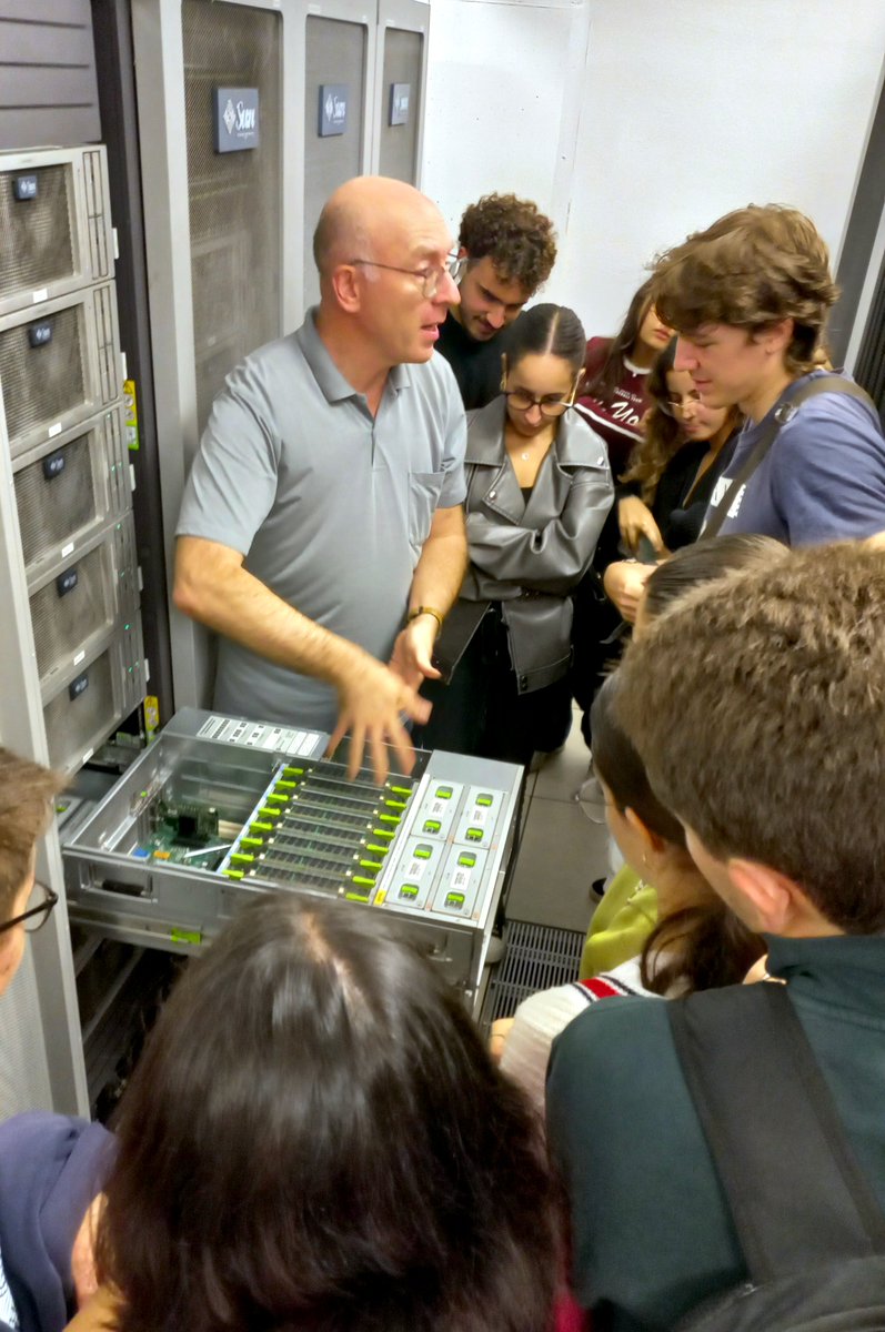 Antonio Cañas Vargas tweet media