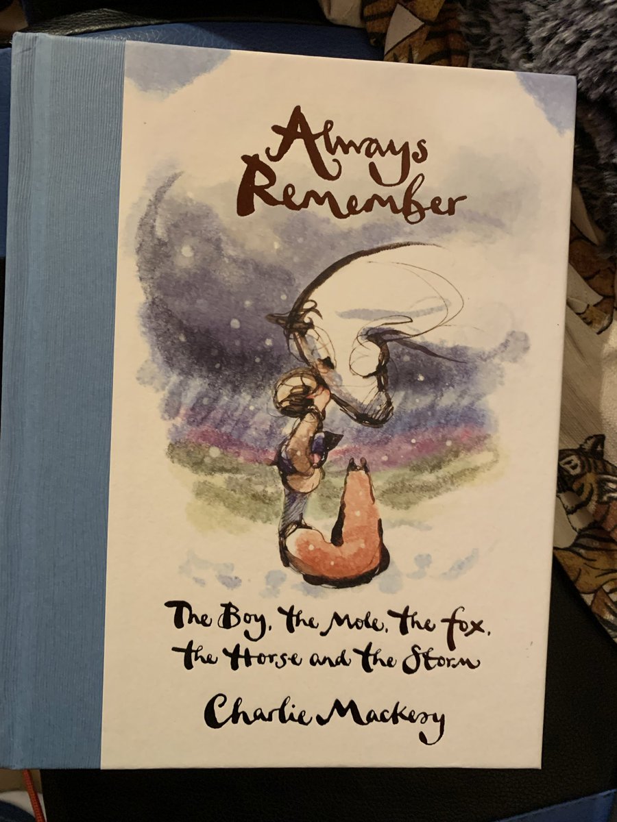 LynnParsonsUK's tweet image. Simon Our Wrexham Correspondent You’re listening drinking Honey &amp;amp; Hot Lemon ~ You’ve been walking Jasper Your Spaniel &amp;amp; reading the Beautiful new #CharlieMackesy Book Love this #WindowOnYourWorld @magicfm #MellowMagic 🙏