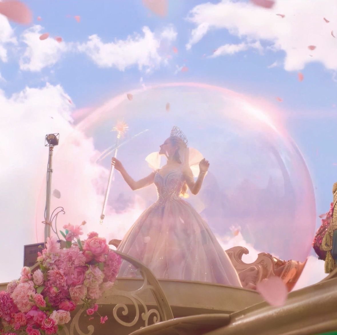 gainsarianafans's tweet image. GLINDA BUBBLE GAIN TRAIN 🫧

- repost here 
- follow me + everyone who reposts
- reply “🫧” &amp;amp; follow everyone who likes your reply