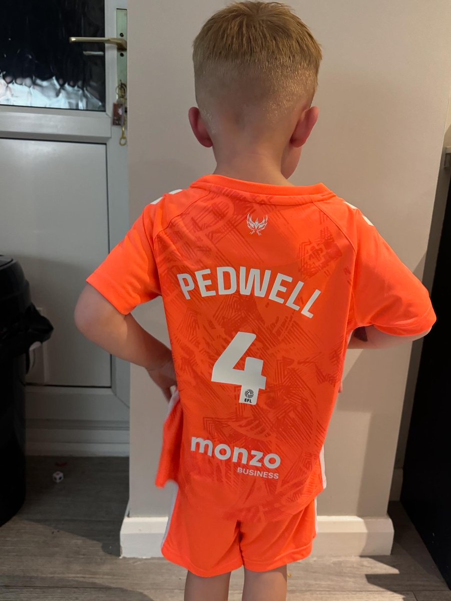 Happy 4th Birthday my boy. Daddy is very jealous 🧡 🩵 <a href="/Coventry_City/">Coventry City</a>
