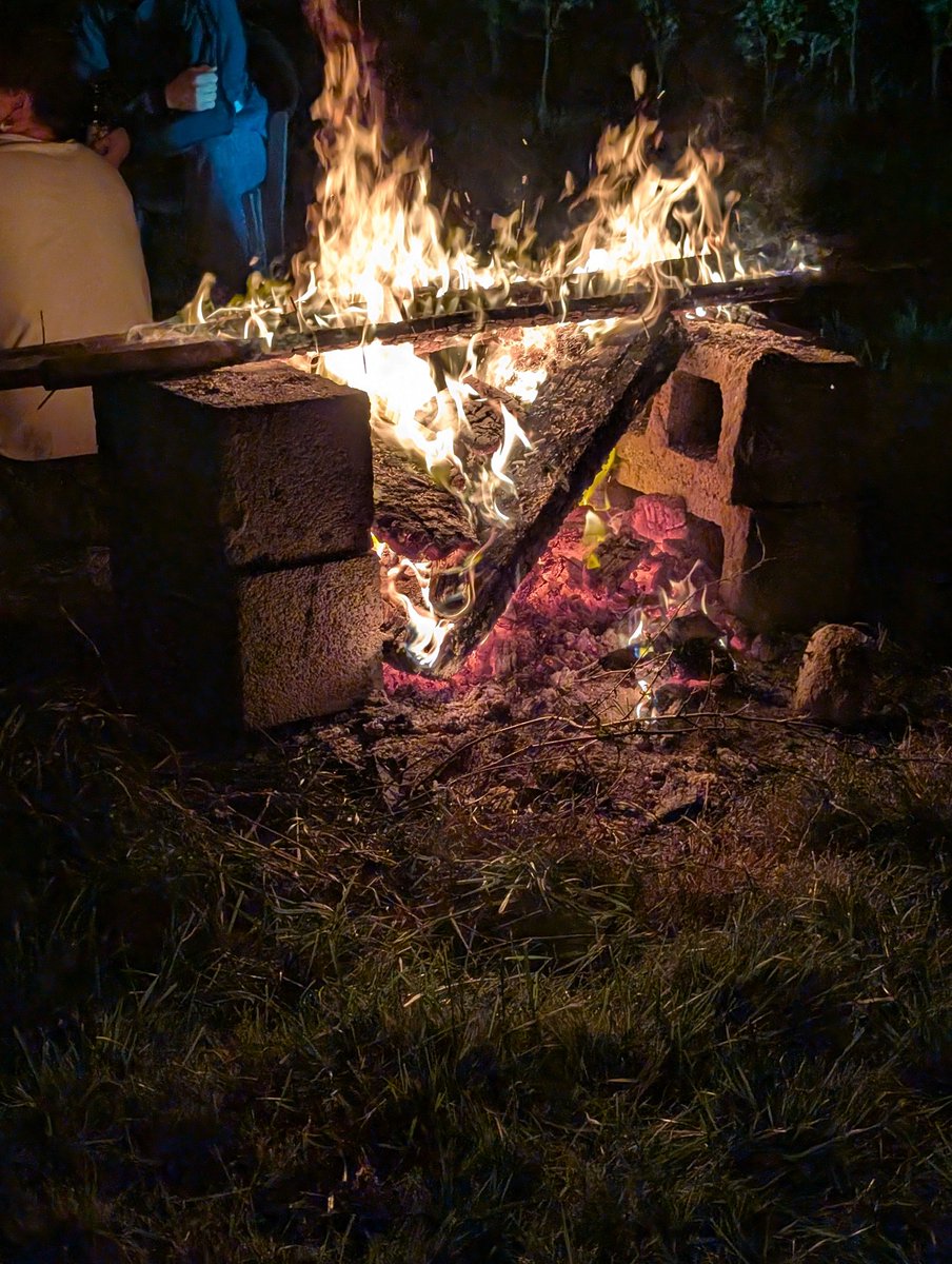 Giving <a href="/Zcash/">Zcash 🛡️</a> with <a href="/zashi_app/">Zashi</a> to friends around a fire while talking about politics with non crypto people.

Crypto will rule the world, decentralised finance will rule the world. Cypherpunks are back.

The cypherpunk movement must be more debated with non tech ppl. They all got