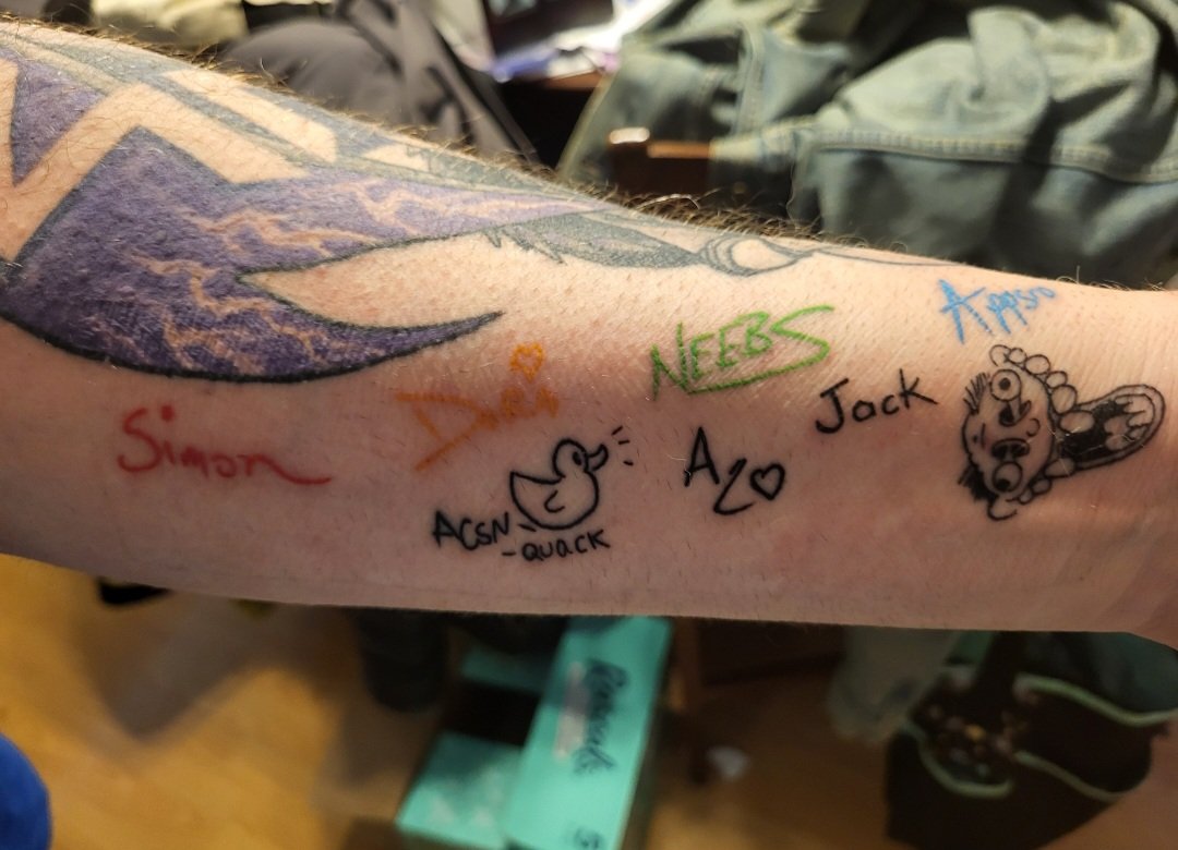 Mandy🍒💀 tweet media